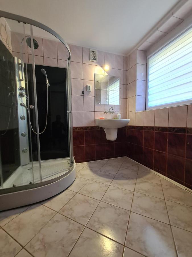 Apartamenty Willa Naskarpie Jacuzzi Sauna Basen Wisla Ngoại thất bức ảnh
