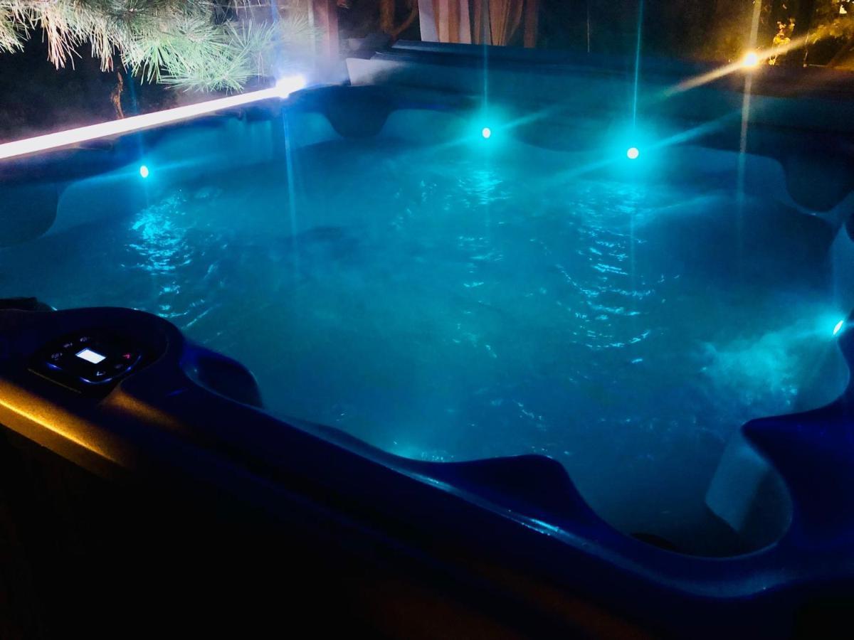 Apartamenty Willa Naskarpie Jacuzzi Sauna Basen Wisla Ngoại thất bức ảnh